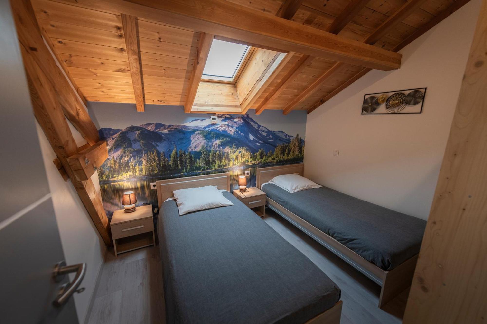 Le Pragmatique Apartment Guillestre Luaran gambar