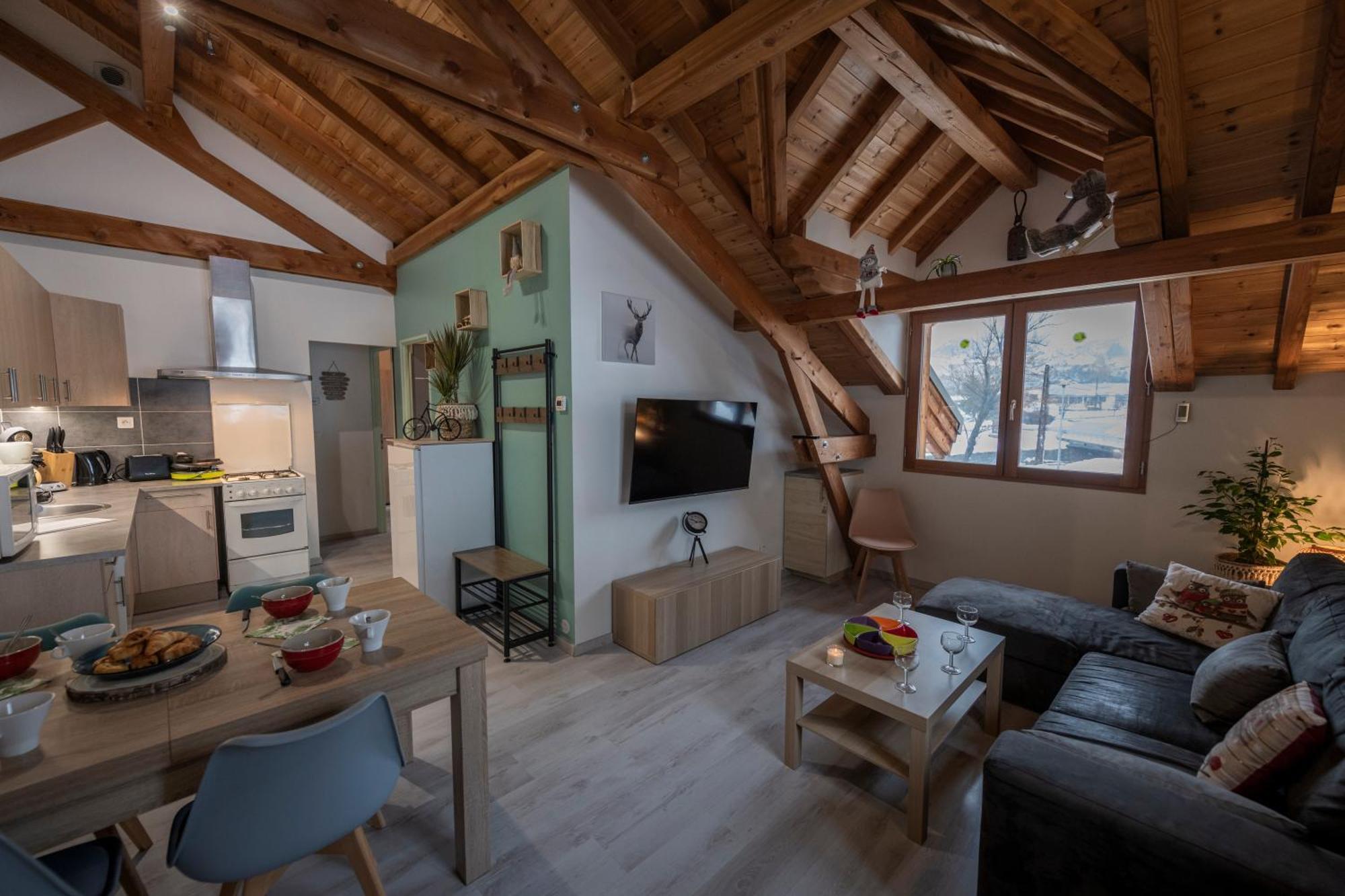 Le Pragmatique Apartment Guillestre Luaran gambar